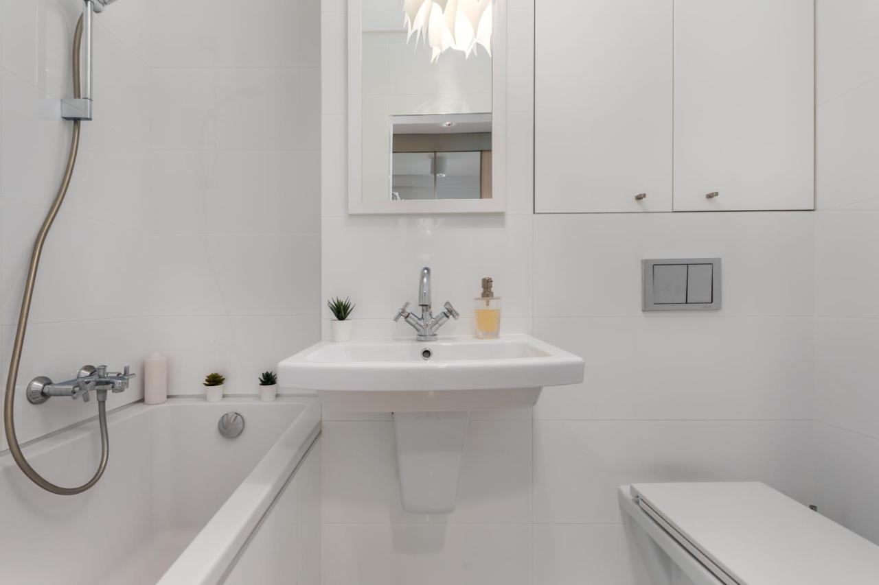 Krolewska 43 By Homeprime Varsavia Esterno foto